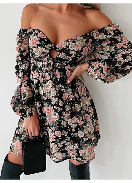 Floral black dress with puffed sleeves