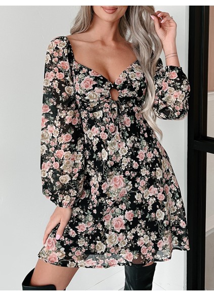 Floral black dress with puffed sleeves