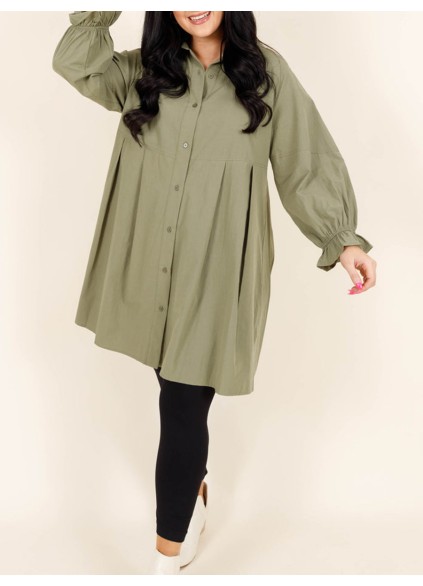 Green pleated button loose fitting shirt