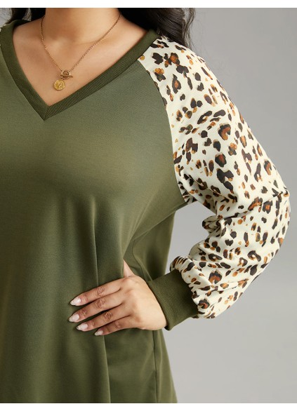 Leopard print patchwork T-shirt with shoulder sleeves