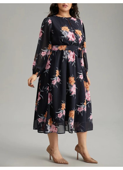 Plus size women's dress