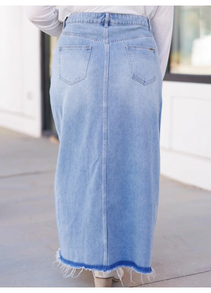 Split contrasting raw edge denim skirt