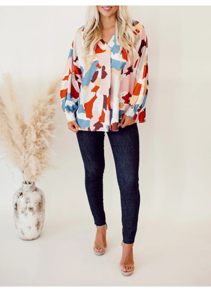 V-neck contrasting geometric pattern shirt