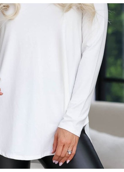 White curved hem long sleeved top