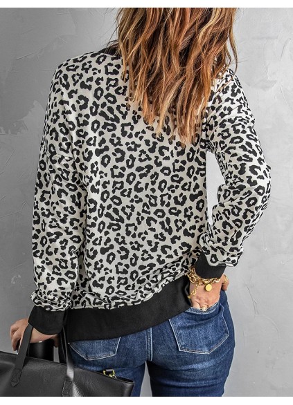 Women's leopard print crew neck sweatshirt